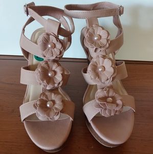 Pink sandal wedges with flowers size 7 1/2